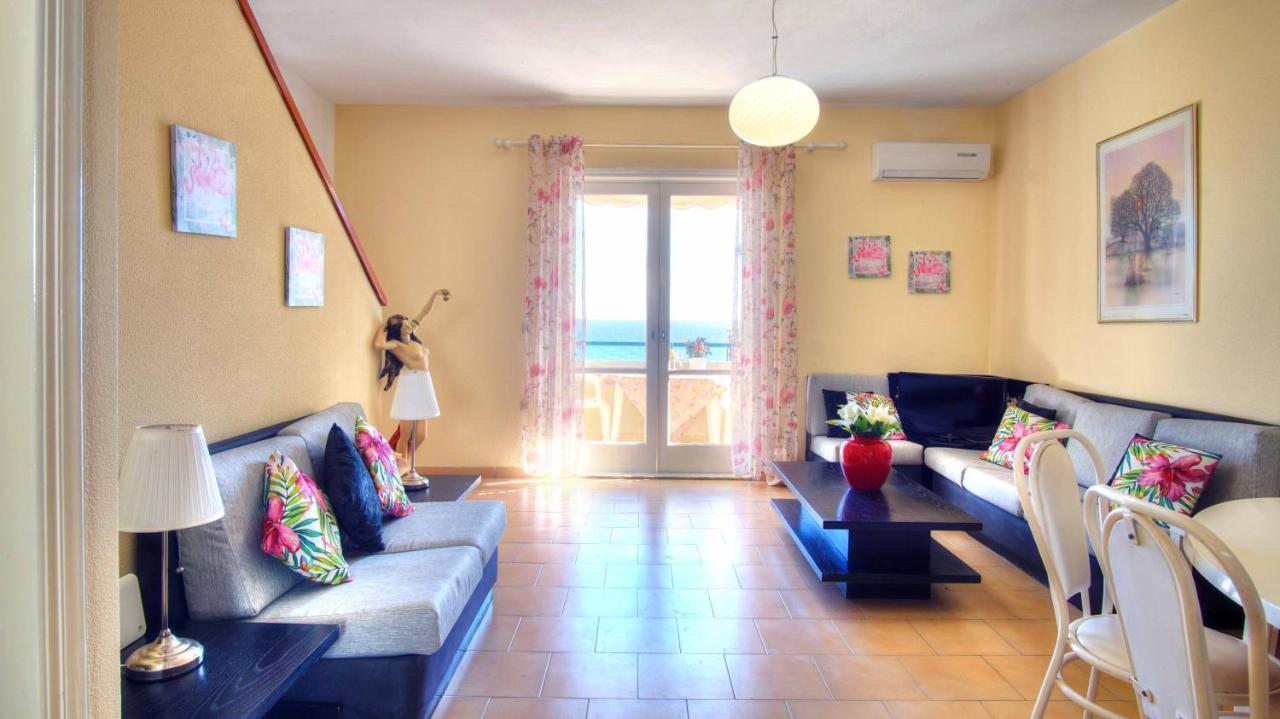 Sea View Maisonette Glyfada Beach Eksteriør bilde